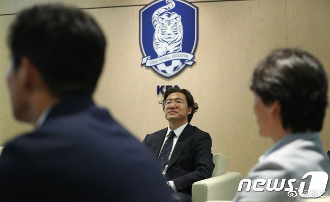 记者：阿拉巴今天接受手术，门迪伤势不重预计缺席10天据TheAthletic记者GuillermoRai报道，阿拉巴将在奥地利接受手术。